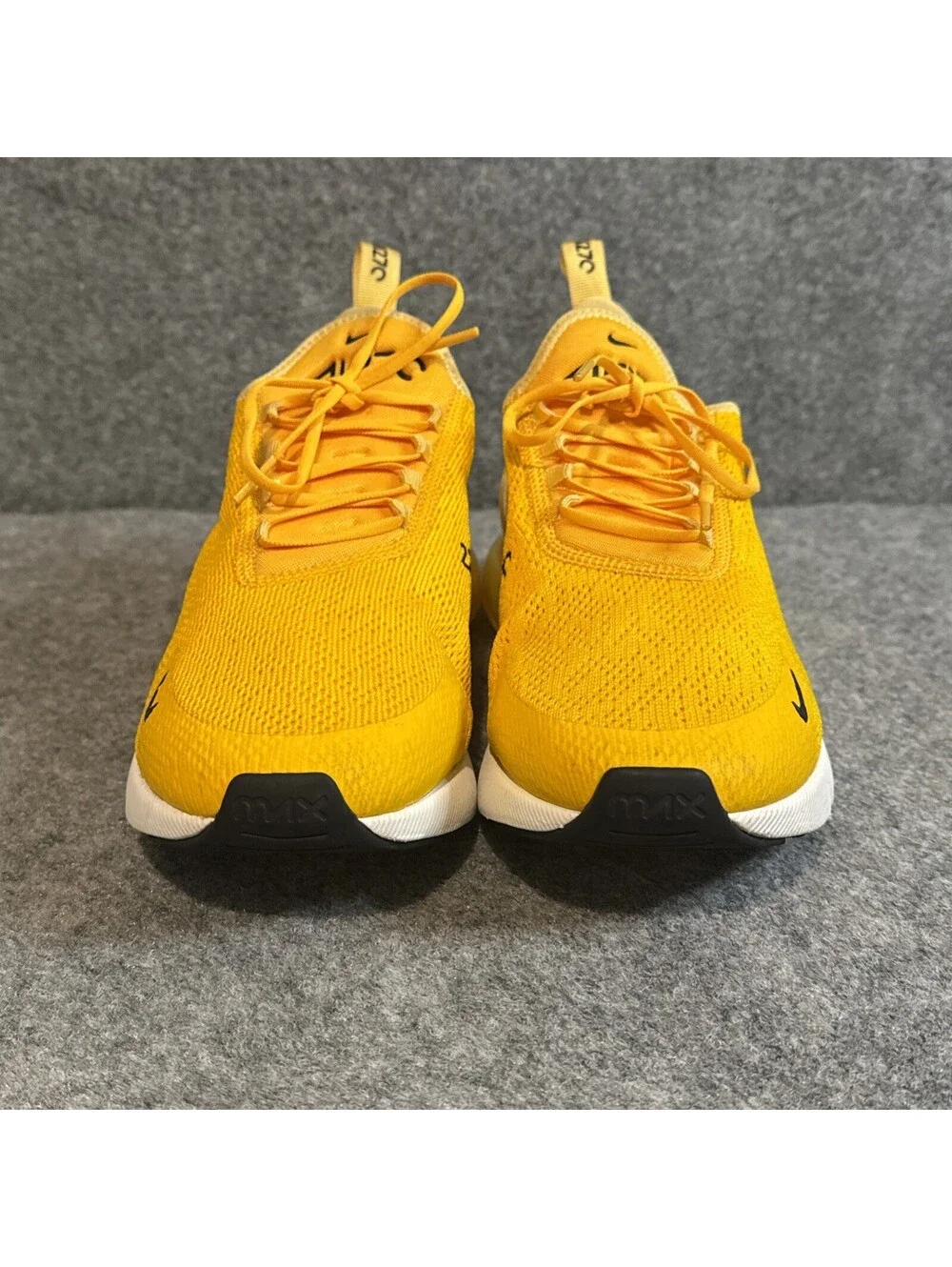 CLEAN Nike size 10 Womens - Air Max 270 'University Gold' Yellow (CK1675-700)
